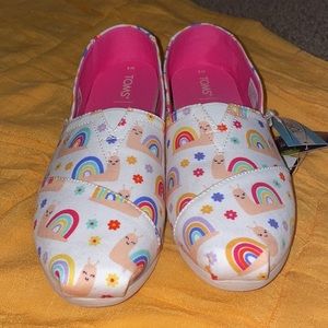 NWT Tom’s shoes